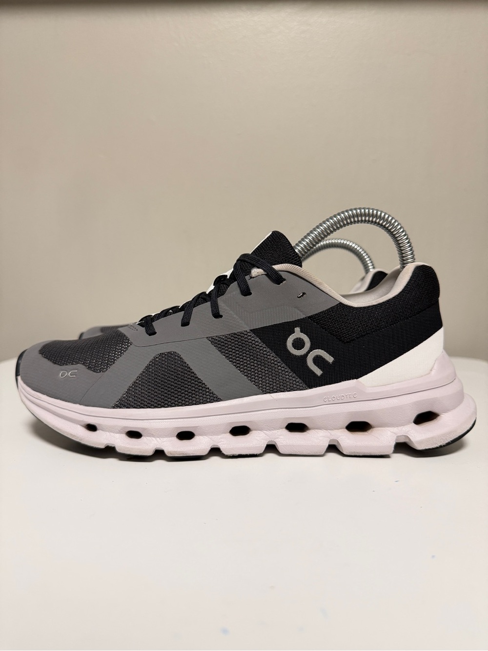 On Running Cloudrunner Eclipse Black Sneakers 46.98643 Women's US 7 UK 5 EU 38